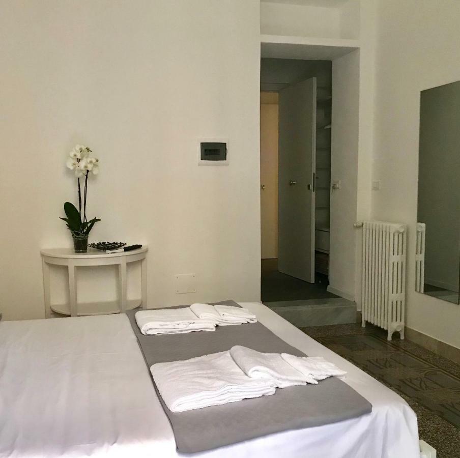 Fofino'S Rooms Palermo Exteriör bild